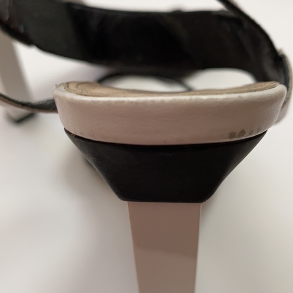 Hugo Boss Black and White Heels - Picture 5 of 13